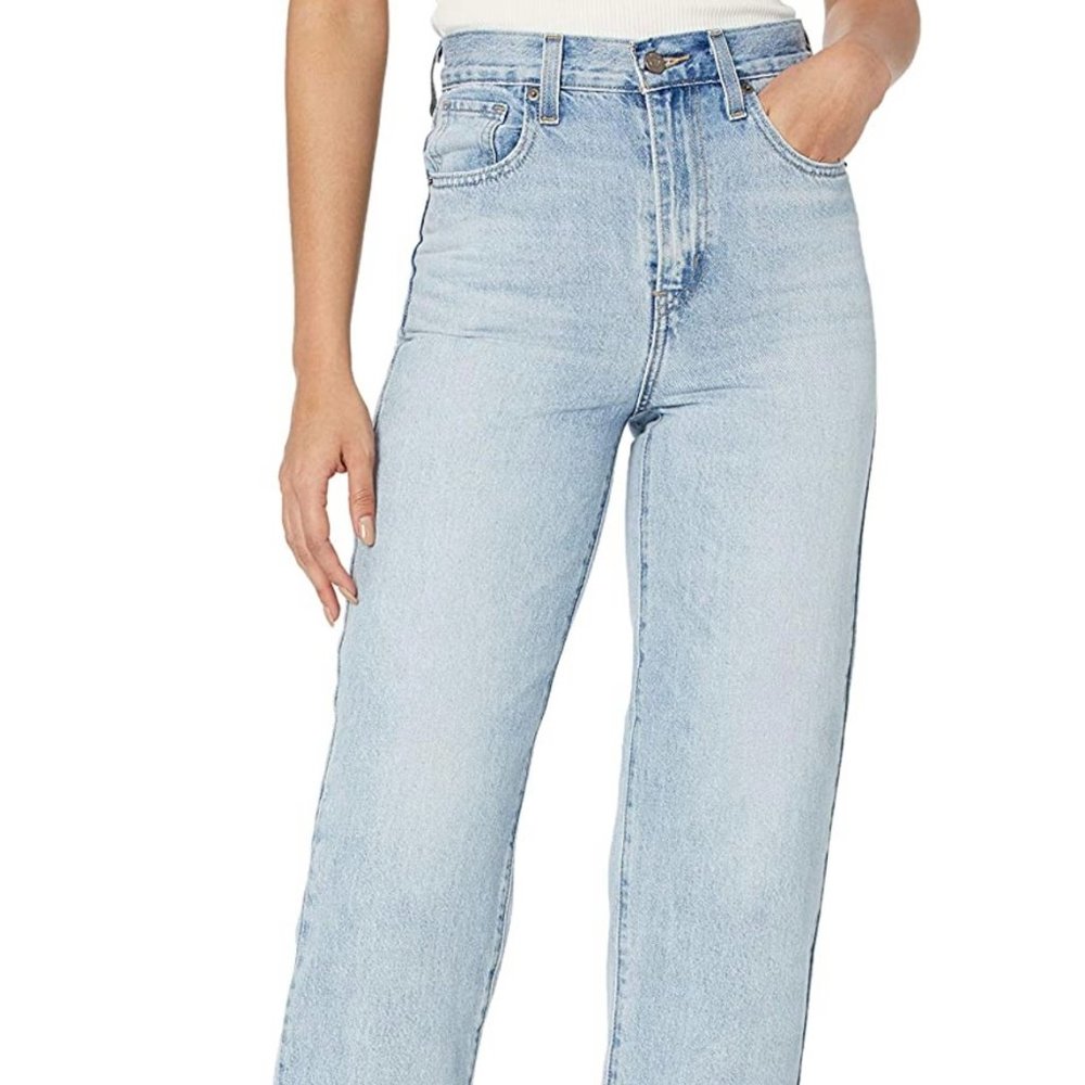 Levi's High Waisted Straight Leg Jean